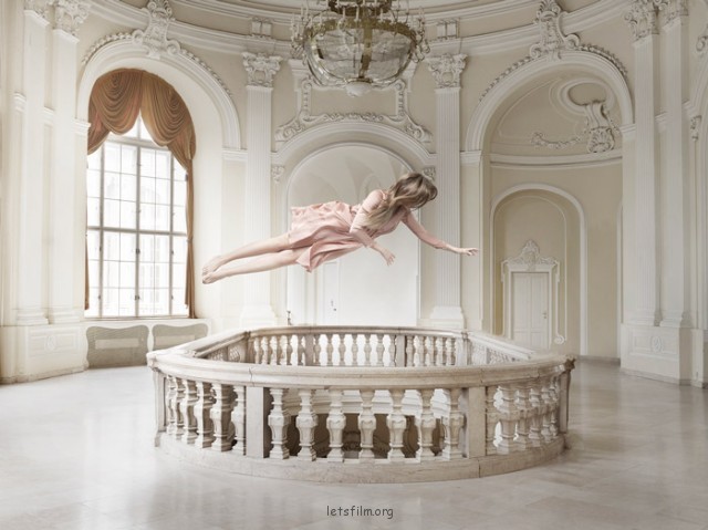 Floating-Photography6-640x479