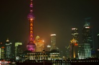 [10090] 上海17点夜幕已至