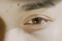 [10925] 橄榄陨铁的眼睛