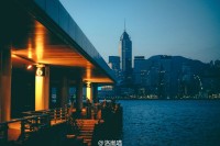 [10756] 6点钟后的香港