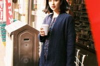 [20979] 在街头喝咖啡