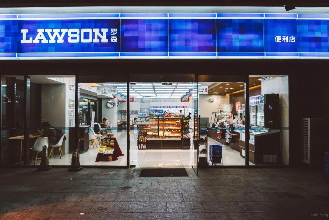 对很多人来说,这里才是他们的深夜食堂 | 胶片的味道 6