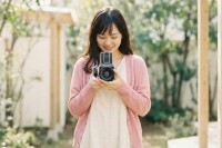 胶片摄影入门指南：你以为的"原片直出"，其实都是顶级前期高手的预谋