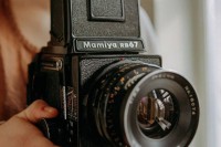 「胶片时光机」Mamiya RB67：商业影棚里的"全金属坦克"