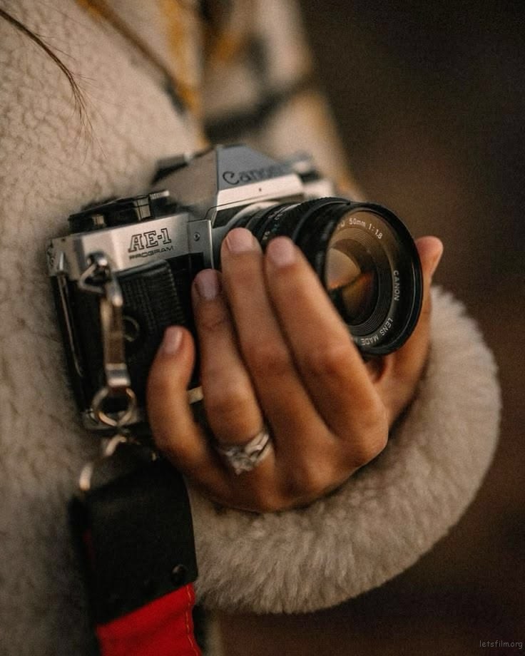 「胶片时光机」佳能的”背叛”与重生 | 胶片的味道 c0c5a172589256134fc9b2f299d9270c